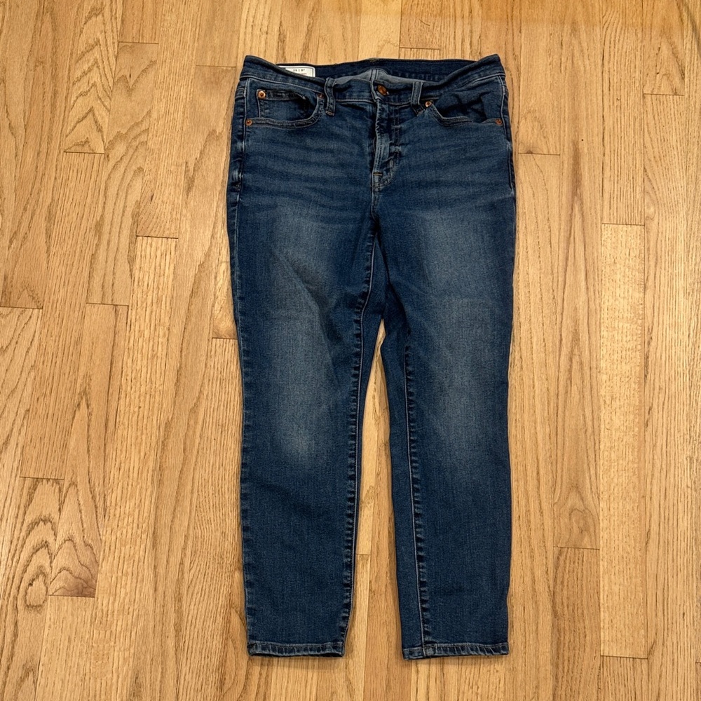 GAP Mid Rise Skinny Jeans